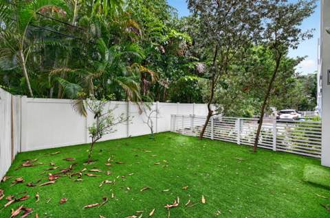 714 NE 14th Avenue #103, Fort Lauderdale FL - photo 21 of 116