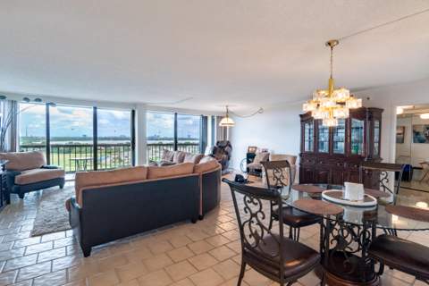 2480 Presidential Way #1103, West Palm Beach FL - photo 6 of 40