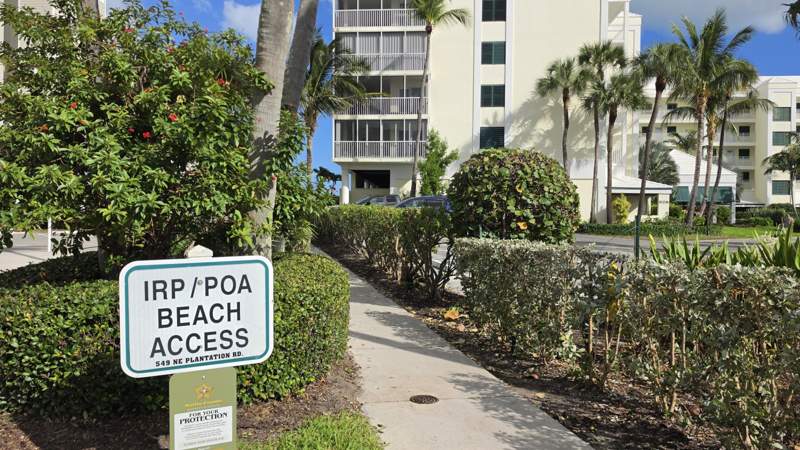 2 bedroom Condominium at 5811 NE Gulfstream Way #4006, Tennis Villas Condo, Hutchinson Island — photo 4