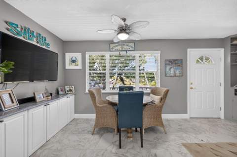 1200 Colonnades Drive #207, Fort Pierce FL - photo 6 of 22