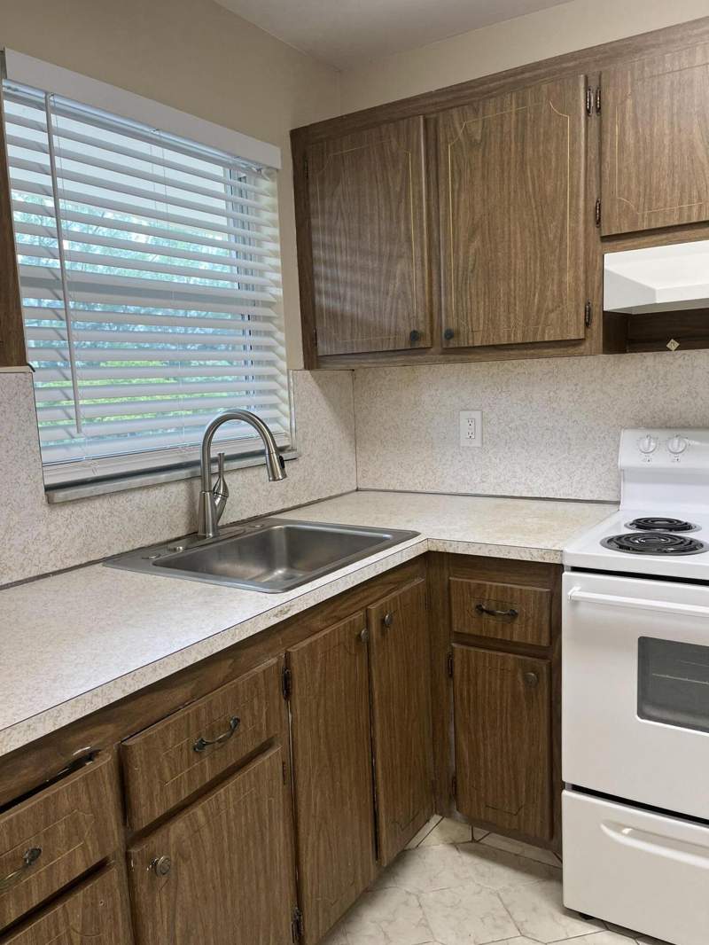 2 bedroom Condominium at 2600 Sunrise Lakes Drive #204, Sunrise Lakes 8 Condo, Sunrise — photo 4