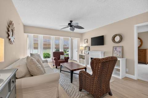 1120 Boxwood Drive, Delray Beach FL - photo 21 of 55