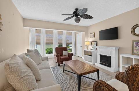 1120 Boxwood Drive, Delray Beach FL - photo 19 of 55