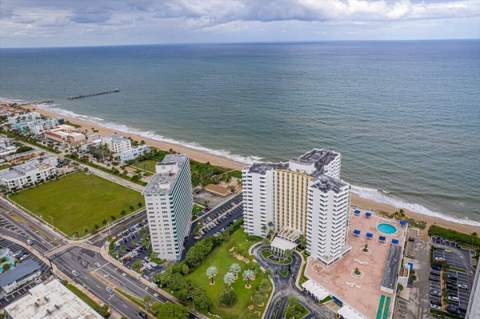 3900 N Ocean Drive #2D, Lauderdale-By-The-Sea FL - photo 10 of 48