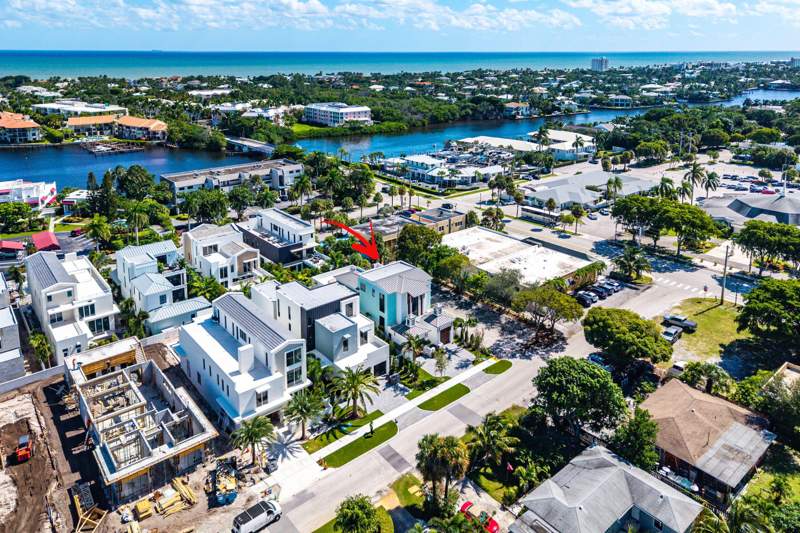 5 bedroom Single Family Residence at 807 NE 9th Avenue, Frey Sophia Add To Delray, Delray Beach — photo 3