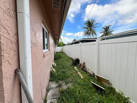 3362 NW 23rd Court, Lauderdale Lakes FL - photo 23 of 26
