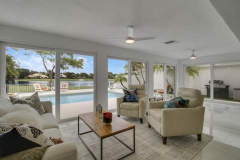 2308 Saratoga Bay Drive, West Palm Beach FL - photo 10 of 11