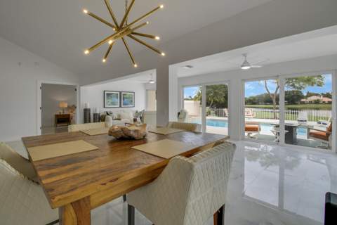 2308 Saratoga Bay Drive, West Palm Beach FL - photo 9 of 11