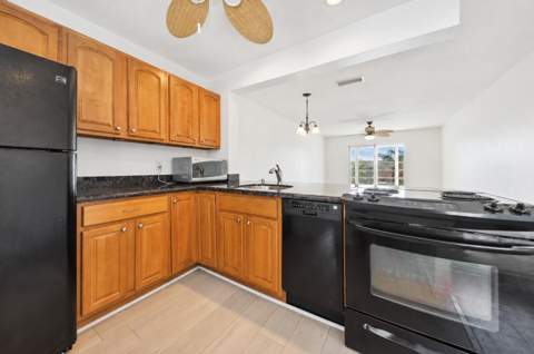 2101 NE 1st Court #206, Boynton Beach FL - photo 7 of 22