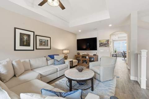 11796 Valencia Gardens Avenue, Palm Beach Gardens FL - photo 7 of 69