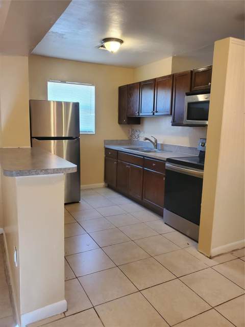 264 NE 45th Street, Deerfield Beach FL - photo 7 of 22