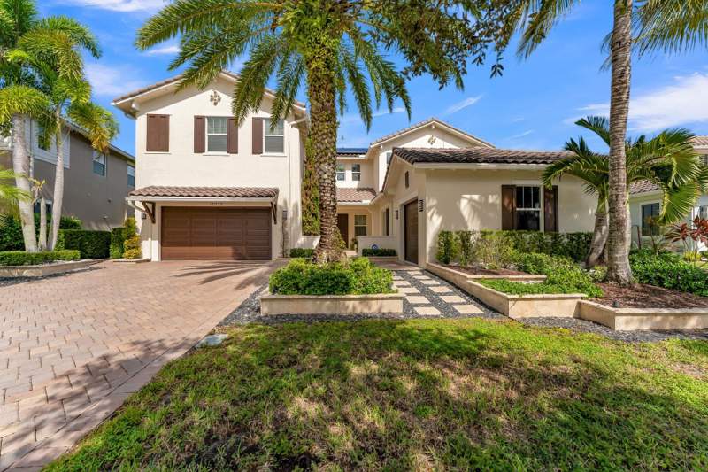 5 bedroom Single Family Residence at 12075 NW 81st Court, Heron Bay North Plat 3, Parkland — photo 3