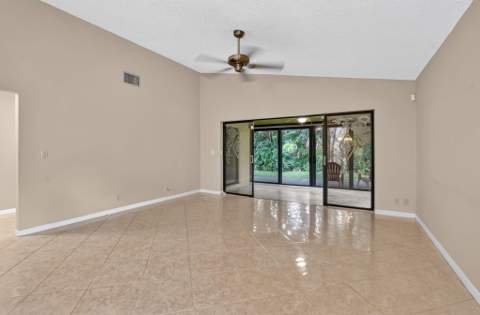 2600 Aloe Avenue, Coconut Creek FL - photo 11 of 46