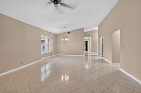 2600 Aloe Avenue, Coconut Creek FL - photo 15 of 46
