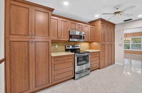 2600 Aloe Avenue, Coconut Creek FL - photo 18 of 46