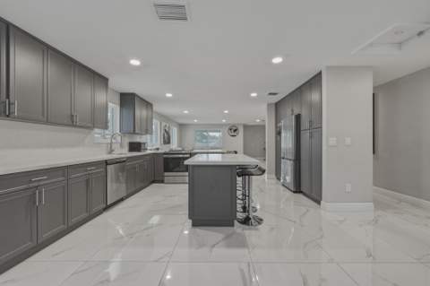 4440 SW 26th Avenue, Fort Lauderdale FL - photo 9 of 32