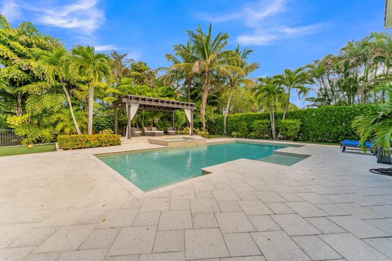 5 bedroom Single Family Residence at 12075 NW 81st Court, Heron Bay North Plat 3, Parkland — photo 5