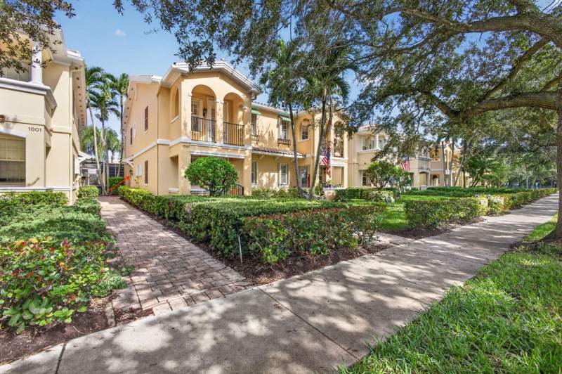 4 bedroom Townhouse at 1597 Jeaga Drive, Tuscany At Abacoa 2, Jupiter — photo 3