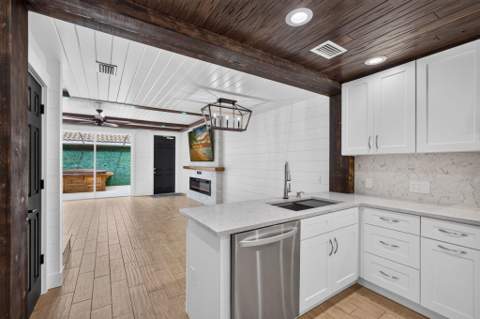 1597 Jeaga Drive, Jupiter FL - photo 13 of 51