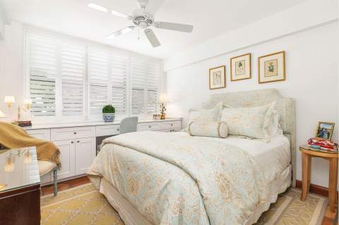 401 Peruvian Avenue #1040, Palm Beach FL - photo 10 of 17