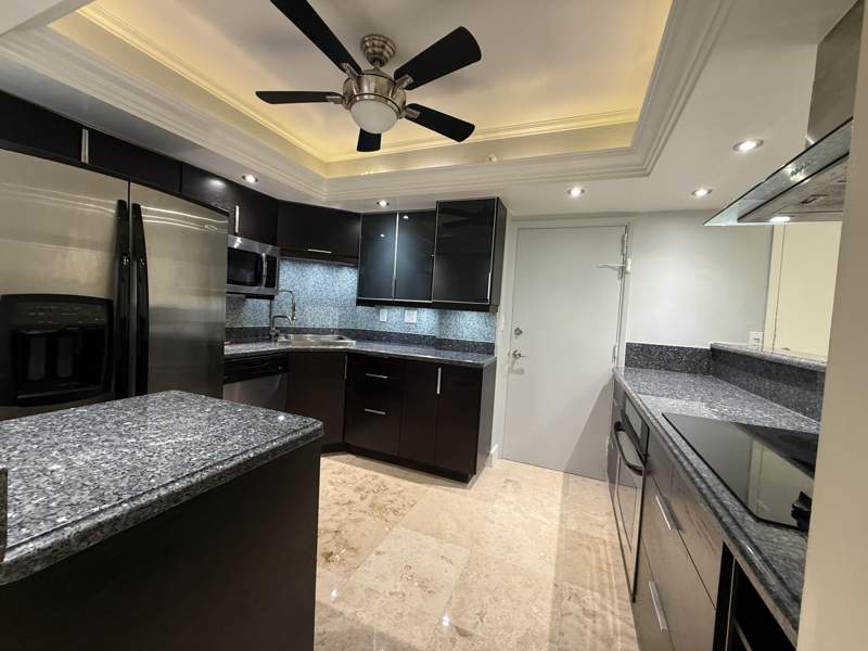 2 bedroom Stock Cooperative at 3233 NE 34th #1712, Coral Ridge Towers Co-Op, Fort Lauderdale — photo 5