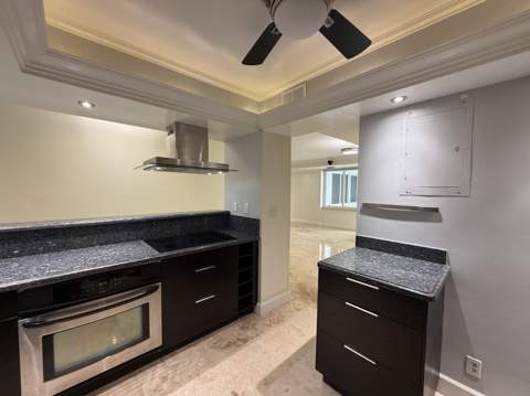 3233 NE 34th #1712, Fort Lauderdale FL - photo 6 of 32