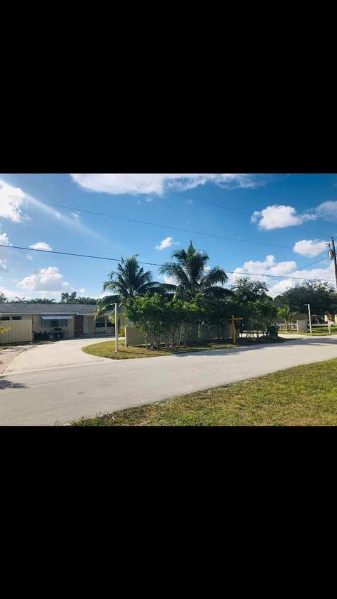 1975 Palm Acres Drive, Palm Springs FL - photo 11 of 27