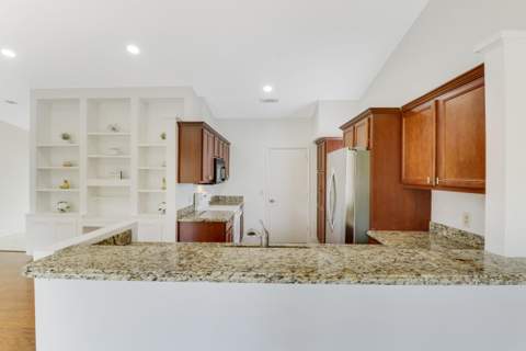 107 Greenbriar Drive, Jupiter FL - photo 7 of 30