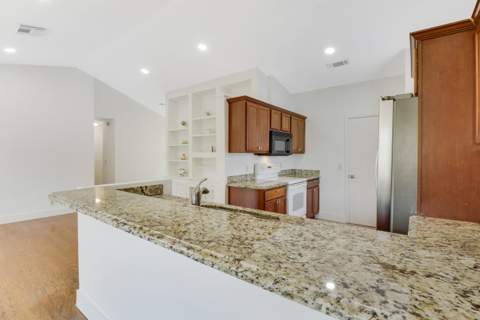 107 Greenbriar Drive, Jupiter FL - photo 10 of 30