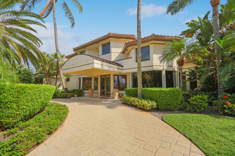 4 bedroom Single Family Residence at 13868 Le Bateau Isle, Frenchmans Creek Par B, Palm Beach Gardens — photo 4
