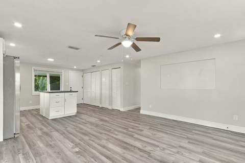 6904 Penny Lane, Fort Pierce FL - photo 6 of 29