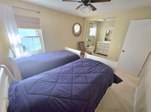 311 Waterside Drive, Hypoluxo FL - photo 19 of 37