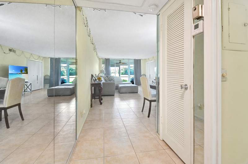 2 bedroom Condominium at 2671 S Course Drive #105, No 20 Palm-Aire Country Club, Pompano Beach — photo 3