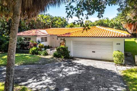 1075 Banyan Road, Boca Raton FL - photo 8 of 27
