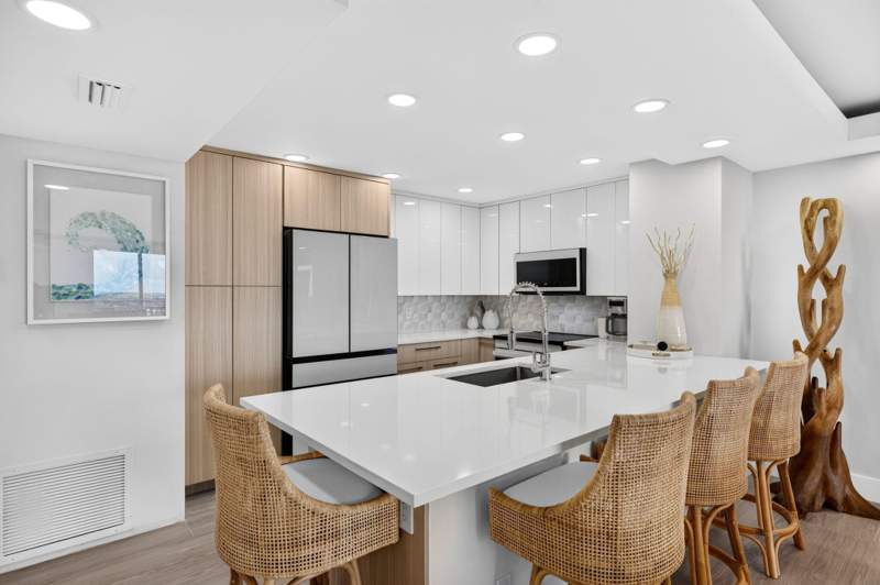 1 bedroom Condominium at 1150 Hillsboro Mile #911, Opal Towers West Condo, Hillsboro Beach — photo 4