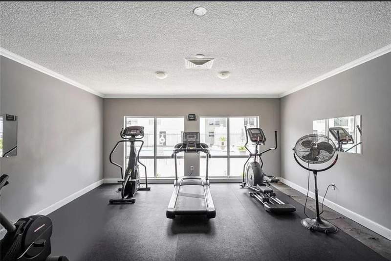 2 bedroom Townhouse at 801 W Oakland Park Boulevard #B10, Racquet Club, Oakland Park — photo 4