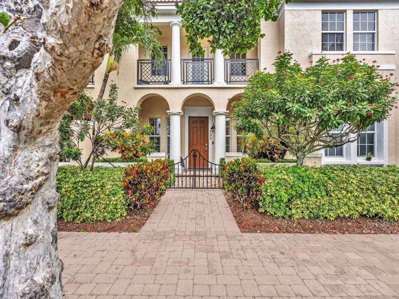 2 bedroom Townhouse at 790 NW 83rd Lane, Peninsula Village Greens, Boca Raton — photo 5