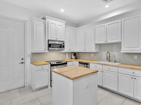 790 NW 83rd Lane, Boca Raton FL - photo 22 of 53