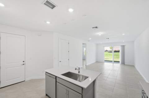 3592 Spanish Cedar Place, Fort Pierce FL - photo 6 of 16
