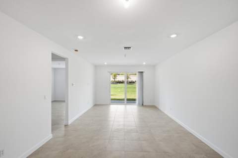 3592 Spanish Cedar Place, Fort Pierce FL - photo 12 of 16