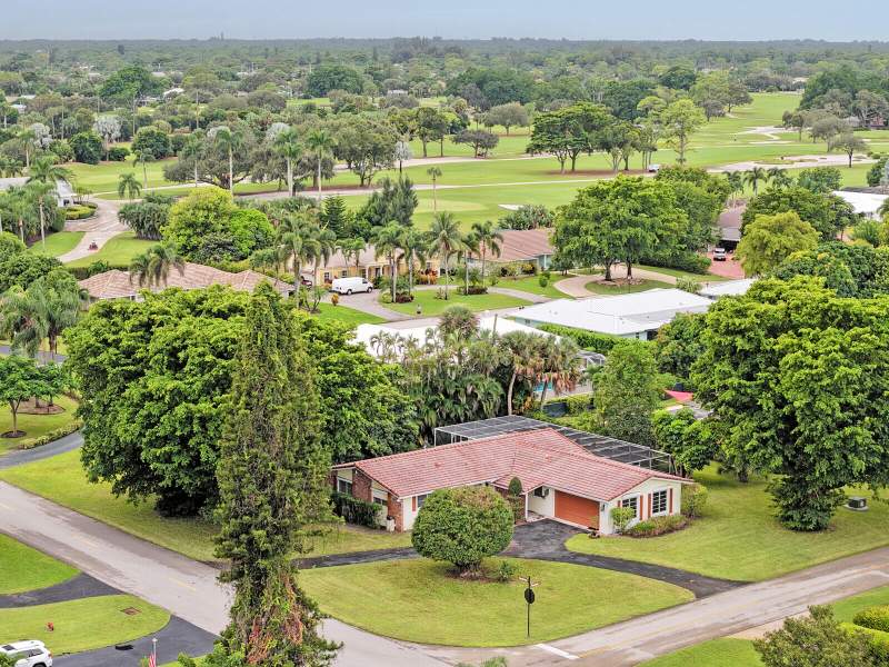 3 bedroom Single Family Residence at 241 Orange Tree Drive, Atlantis No 2 City O, Atlantis — photo 3