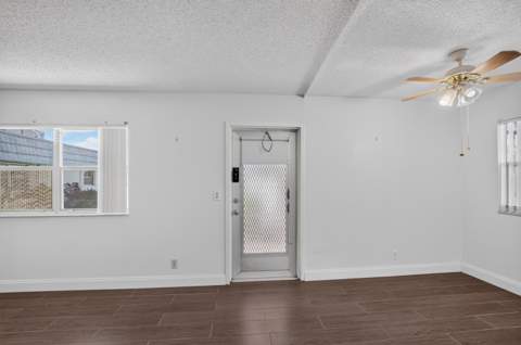 152 Valencia G Boulevard, Delray Beach FL - photo 10 of 33