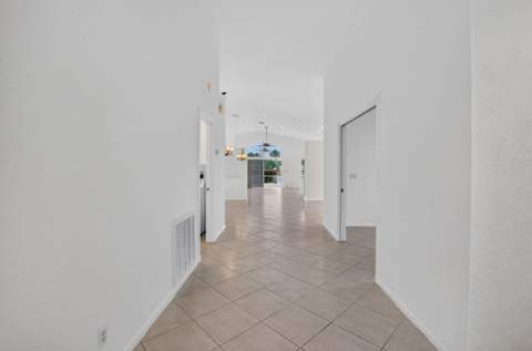 10410 Utopia Circle, Boynton Beach FL - photo 6 of 58