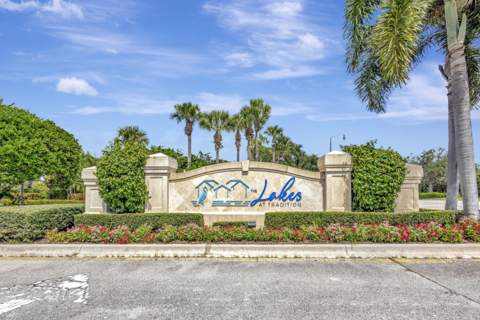11215 SW Pembroke Drive, Port St. Lucie FL - photo 15 of 49
