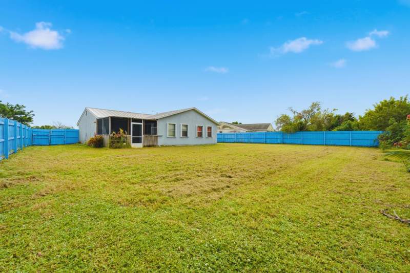 2 bedroom Single Family Residence at 1362 SE Buckingham Terrace, South Port Saint Lucie Unit 16, Port St. Lucie — photo 4