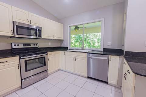 6449 NW Regal Circle, Port St. Lucie FL - photo 9 of 27