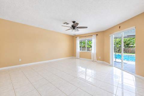 1447 Spanish Oak Way, Wellington FL - photo 11 of 39