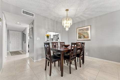 7280 Amberly Lane #402, Delray Beach FL - photo 16 of 68