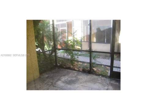 4403 Treehouse Lane #D, Tamarac FL - photo 6 of 6