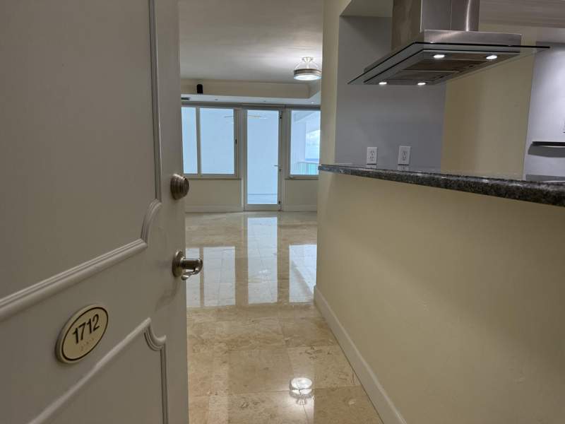 2 bedroom Stock Cooperative at 3233 NE 34th #1712, Coral Ridge Towers Co-Op, Fort Lauderdale — photo 3